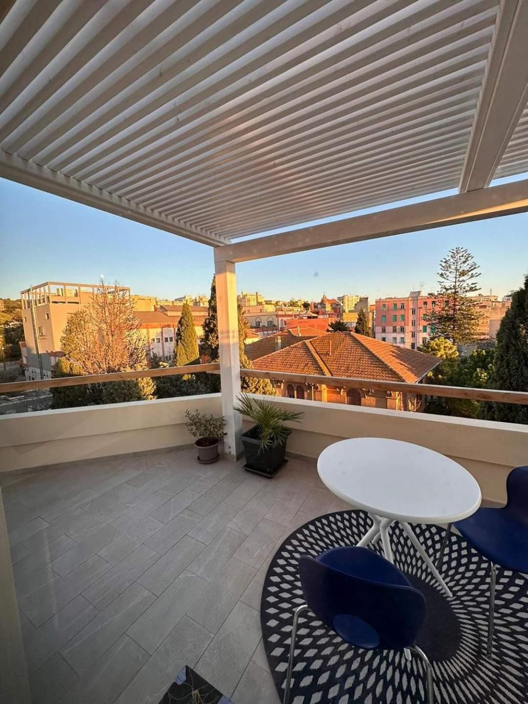 Le Residenze Di Carla - Stampace Hotel Cagliari Luaran gambar