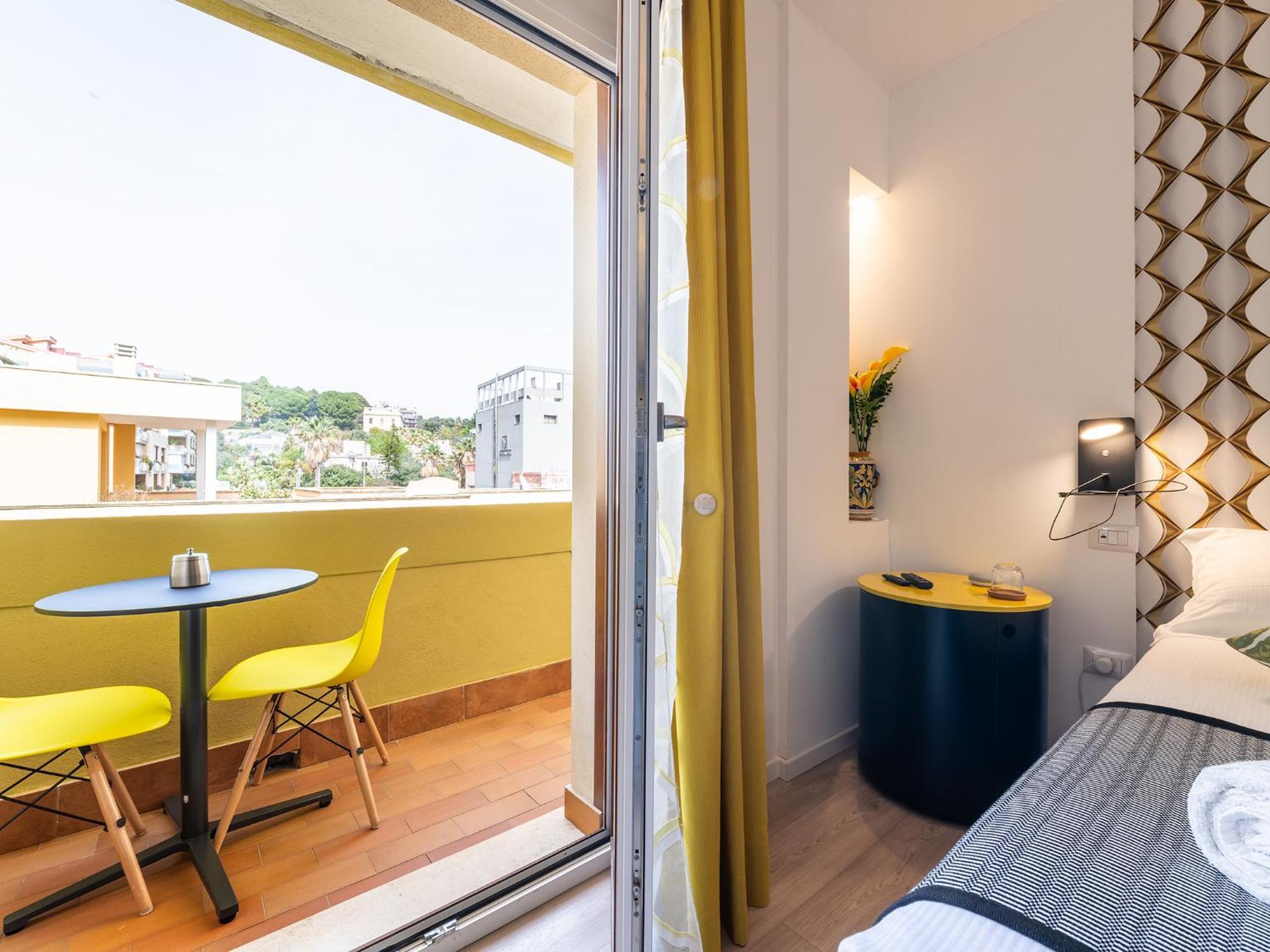 Le Residenze Di Carla - Stampace Hotel Cagliari Luaran gambar