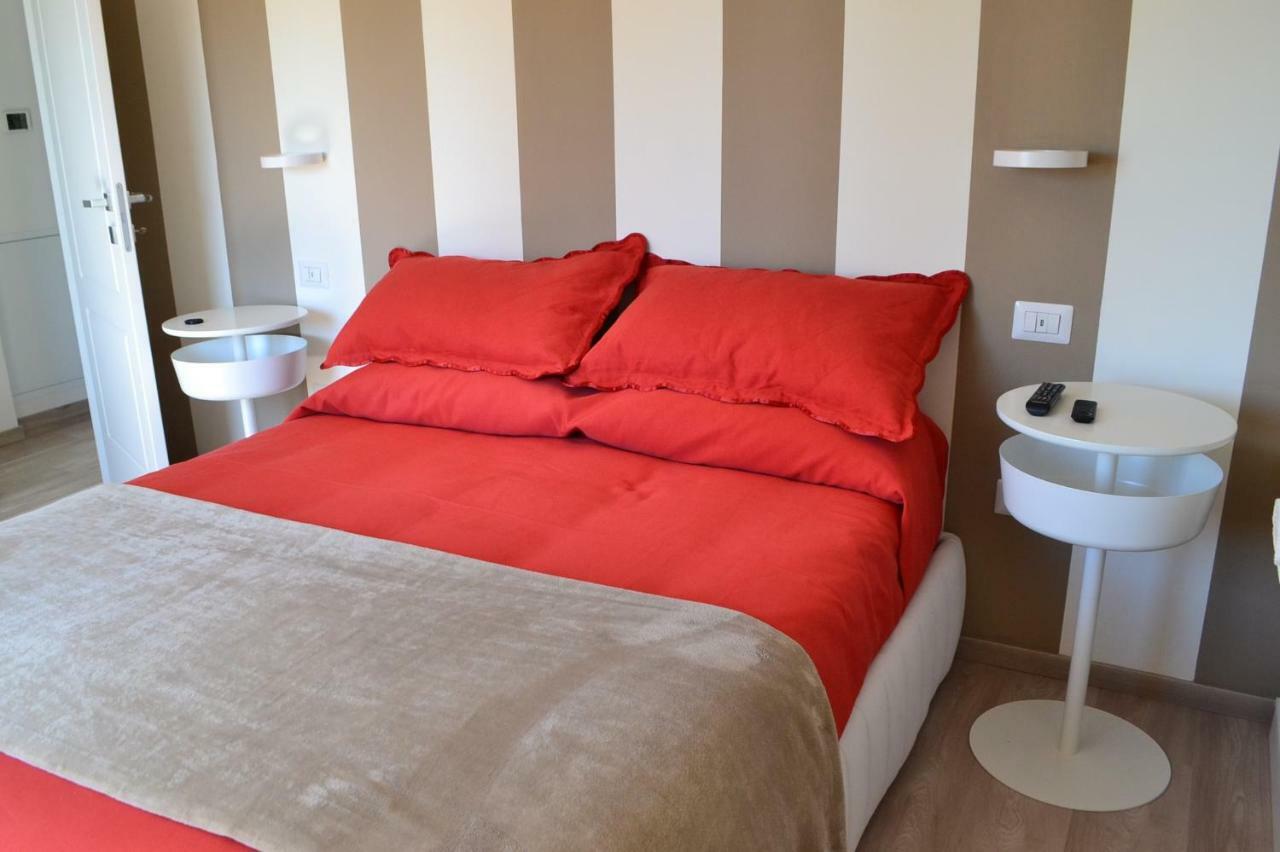 Le Residenze Di Carla - Stampace Hotel Cagliari Luaran gambar