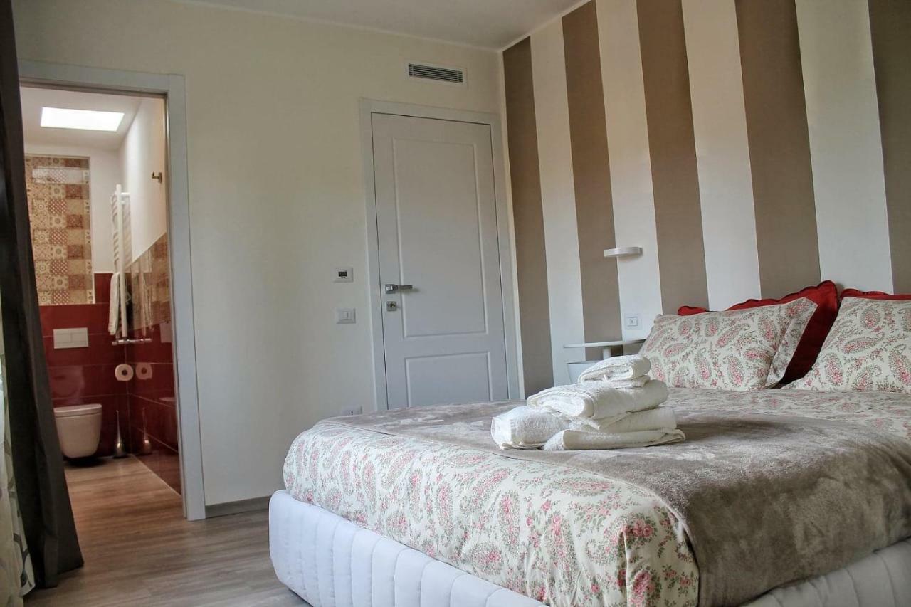 Le Residenze Di Carla - Stampace Hotel Cagliari Luaran gambar